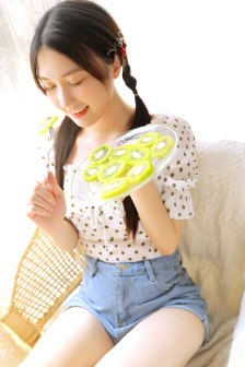 隔壁女孩二